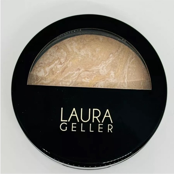Laura Geller - Light - Baked Balance-N-
Brighten Color Correcting Foundation NIB - Picture 4 of 6